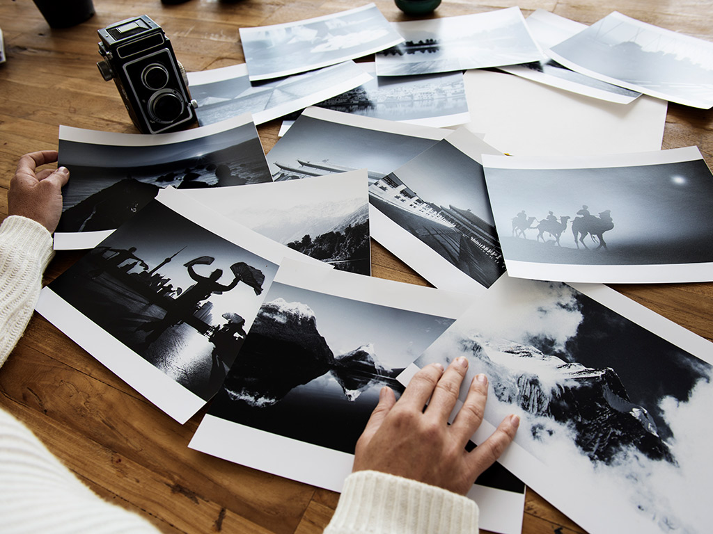 Carefully select brand related pictures